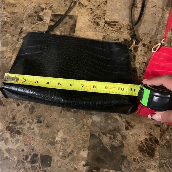 2 Crossbody purses 👜 - Picture 2 of 13